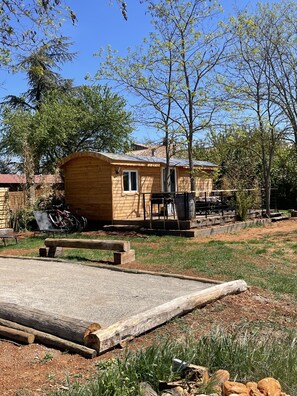 Property grounds - Roulotte in the heart of the low gorges of the verdon (Quinson)