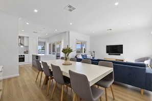 Dining - Tailem Retreat (Tailem Bend)