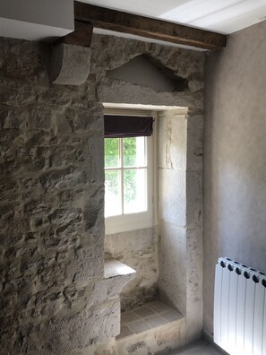 Interior - Grande Maison Familiale à Proximité de Nuits-st-georges et de la Route des Vins (Quincey)