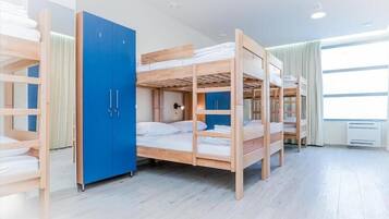 Laptop workspace, free WiFi, bed sheets