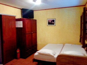 1 chambre, Wi-Fi gratuit, draps fournis