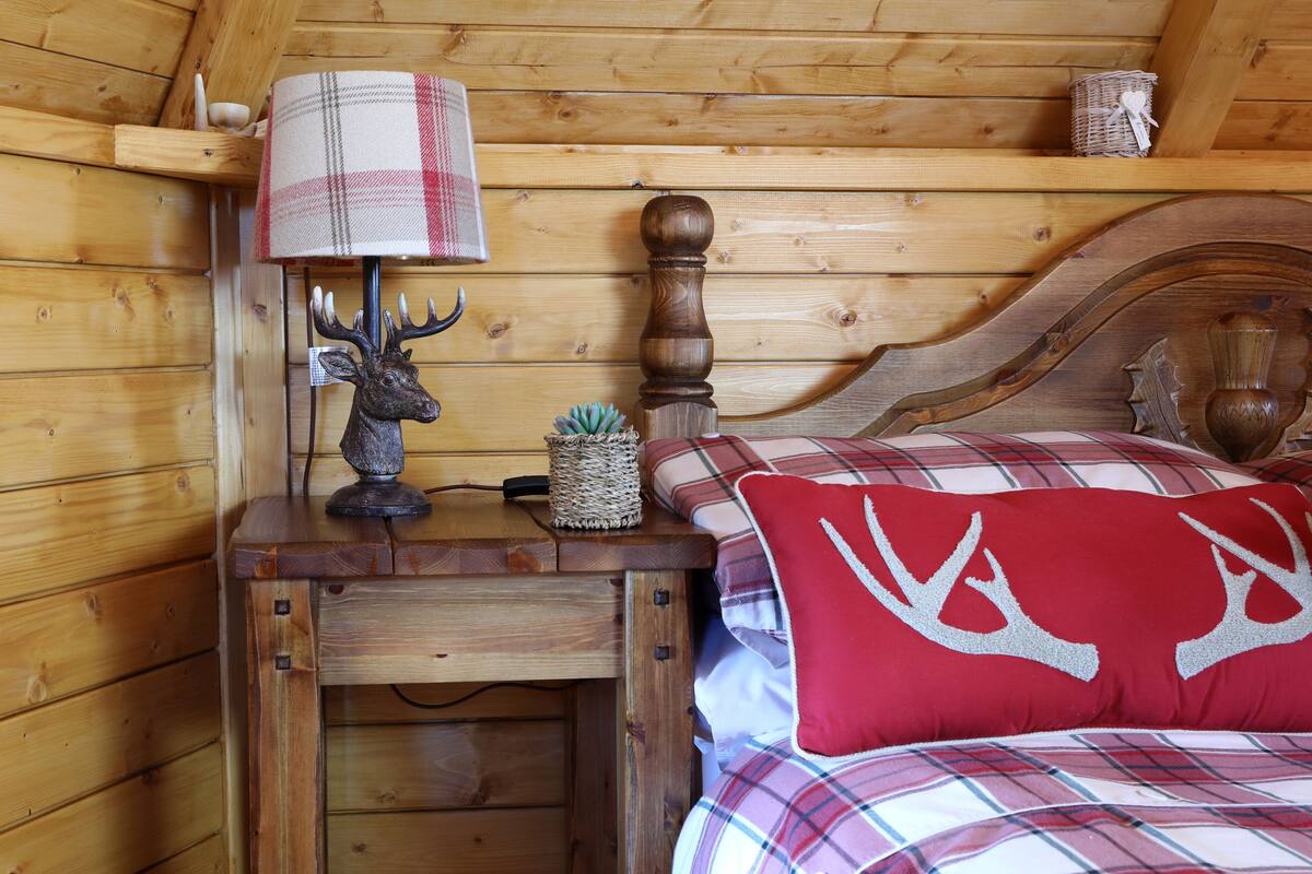 Mökki, 1 makuuhuone (The Glen) | Ylelliset vuodevaatteet, vuodevaatteet