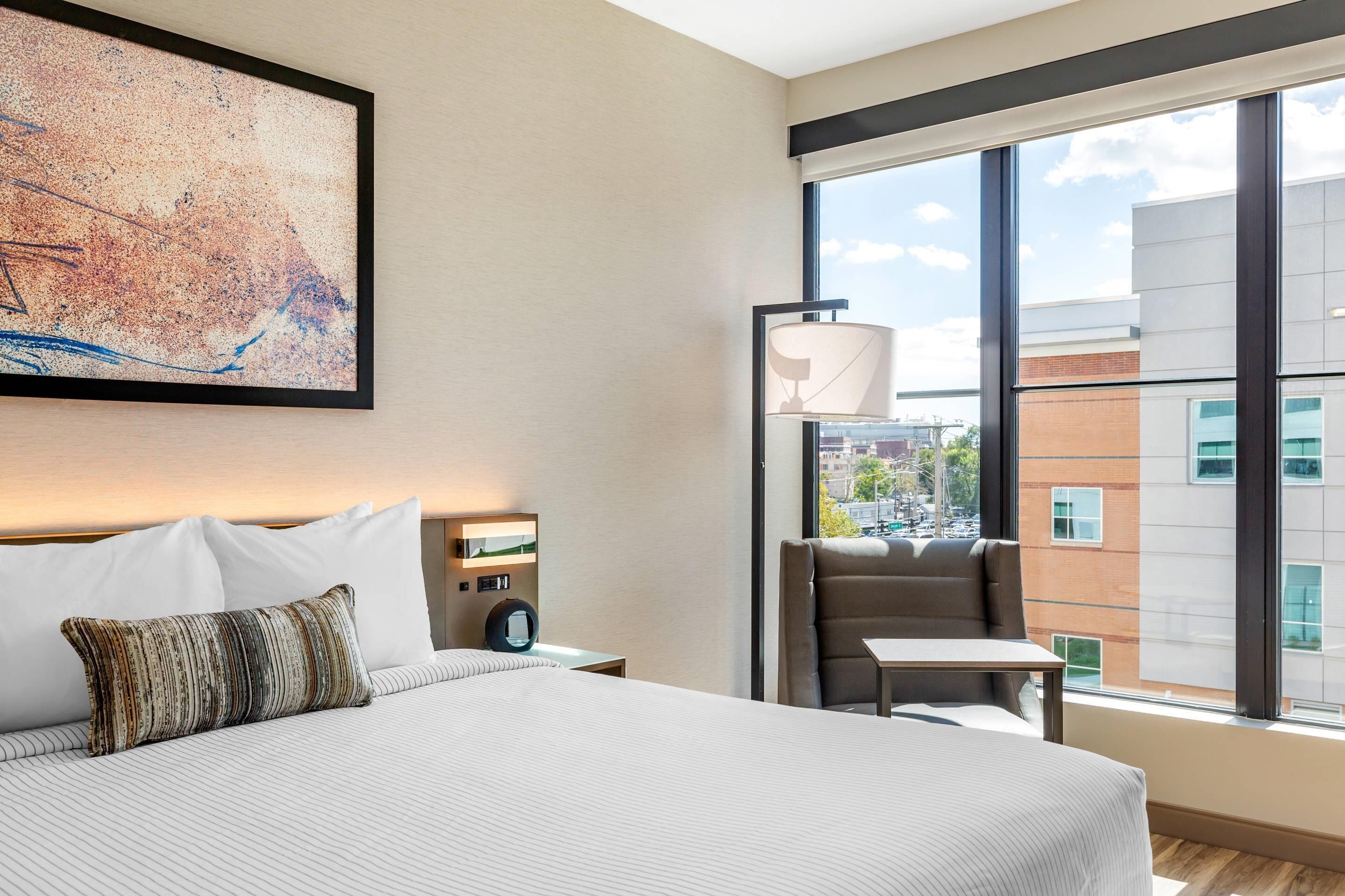 1 bedroom, in-room safe, desk, free cots/infant beds