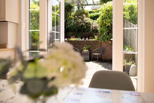 Meads Haven - tranquil holiday hideaway