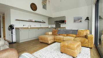 คอทเทจ | ภายใน