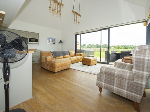 Cottage | Interior