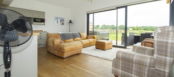 Starling Lodge