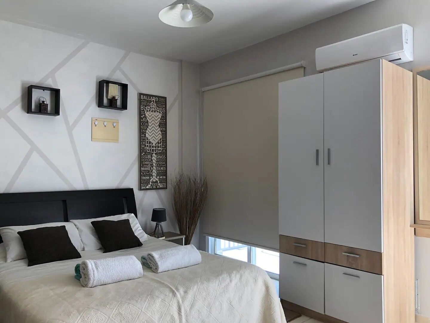 1 bedroom, in-room safe, iron/ironing board, free WiFi