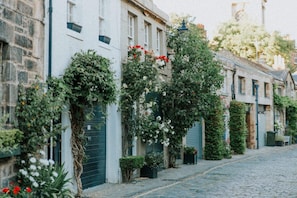 Basic Apartment, Multiple Beds | Exterior