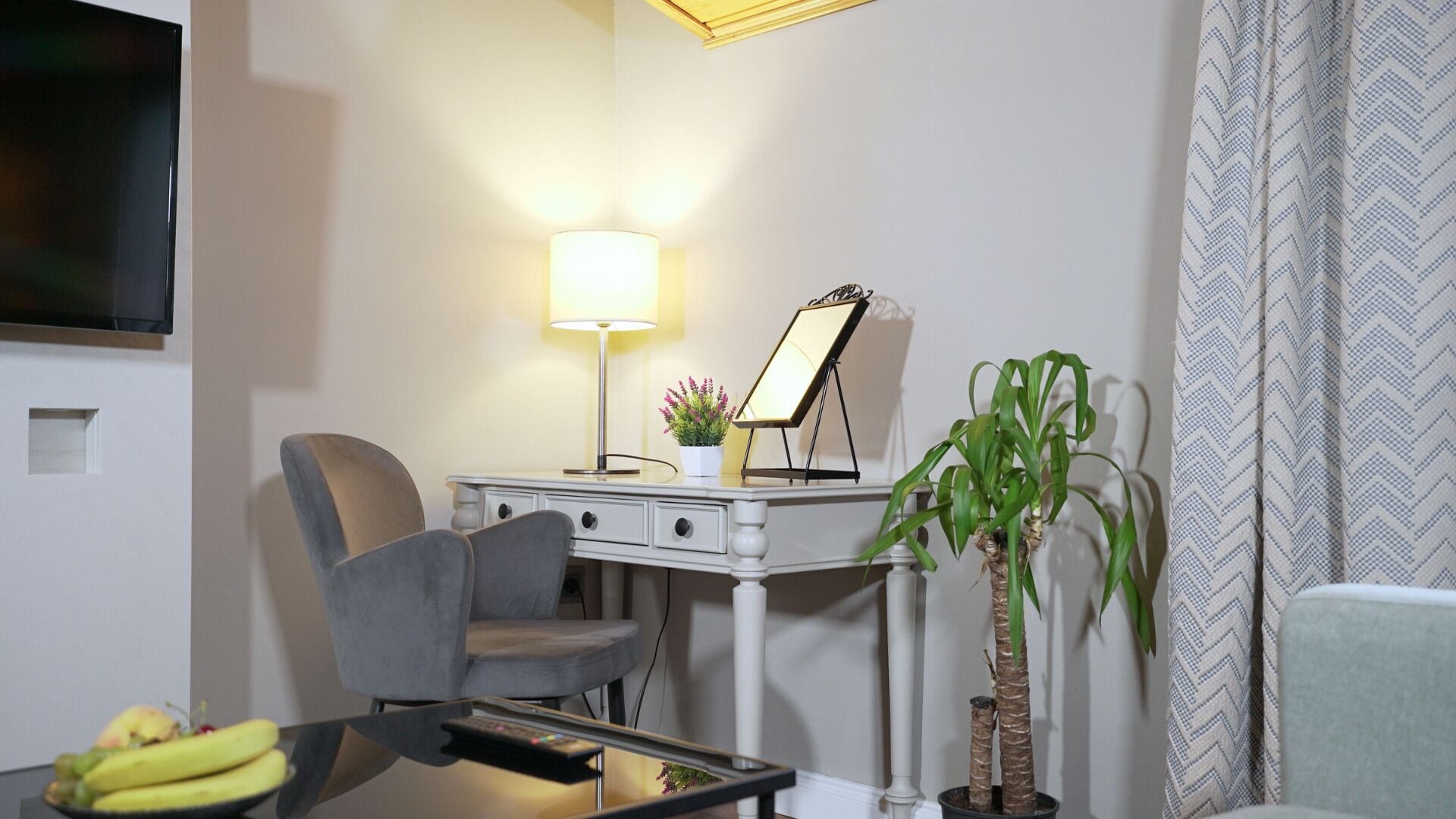 king suite | 1 bedroom, premium bedding, in-room safe, free wifi