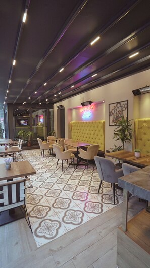 Interior detail - Homey Airport Hotel (Arnavutköy)