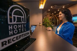 Reception - Homey Airport Hotel (Arnavutköy)