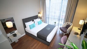 Comfort tweepersoonskamer | Luxe beddengoed, een kluis op de kamer, geluiddichte muren, gratis wifi