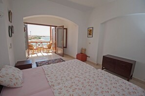 2 bedrooms, free WiFi - Apartment Overlooking Pool & Lagoon (El Gouna)