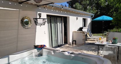 Le Titibu : Gßte et Spa entre ArdÚche et Provence, idéal pour deux