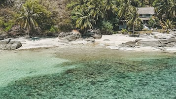 Beach nearby, beach towels