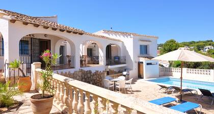 Villa Alzina