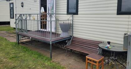 Discover Comfort Home From Home 8-birth Caravan