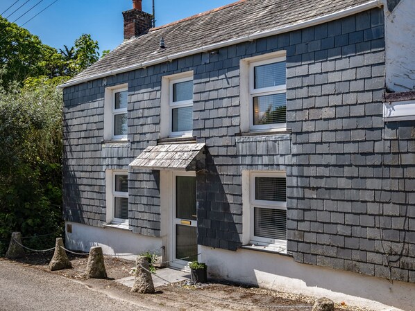 Exterior - St Michaels (Wadebridge)