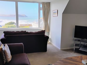 Cottage | Living area