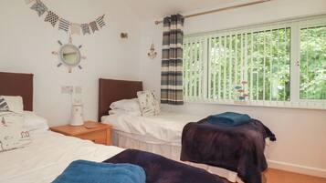 2 bedrooms, free WiFi, individually decorated, individually furnished