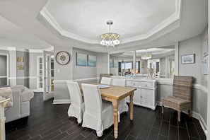 Dining - Gorgeous condo in Oceanfront Building + Free Attraction Tickets! (Myrtle Beach)