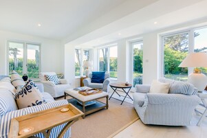 Cottage | Living room