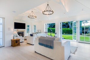 Cottage | Living room