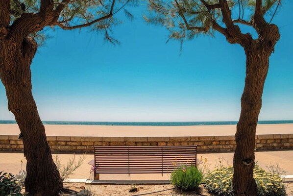 Beach nearby, sun-loungers