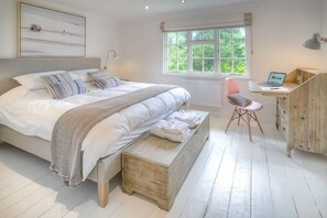 Cottage | 5 phòng ngủ, trang trí khác biệt