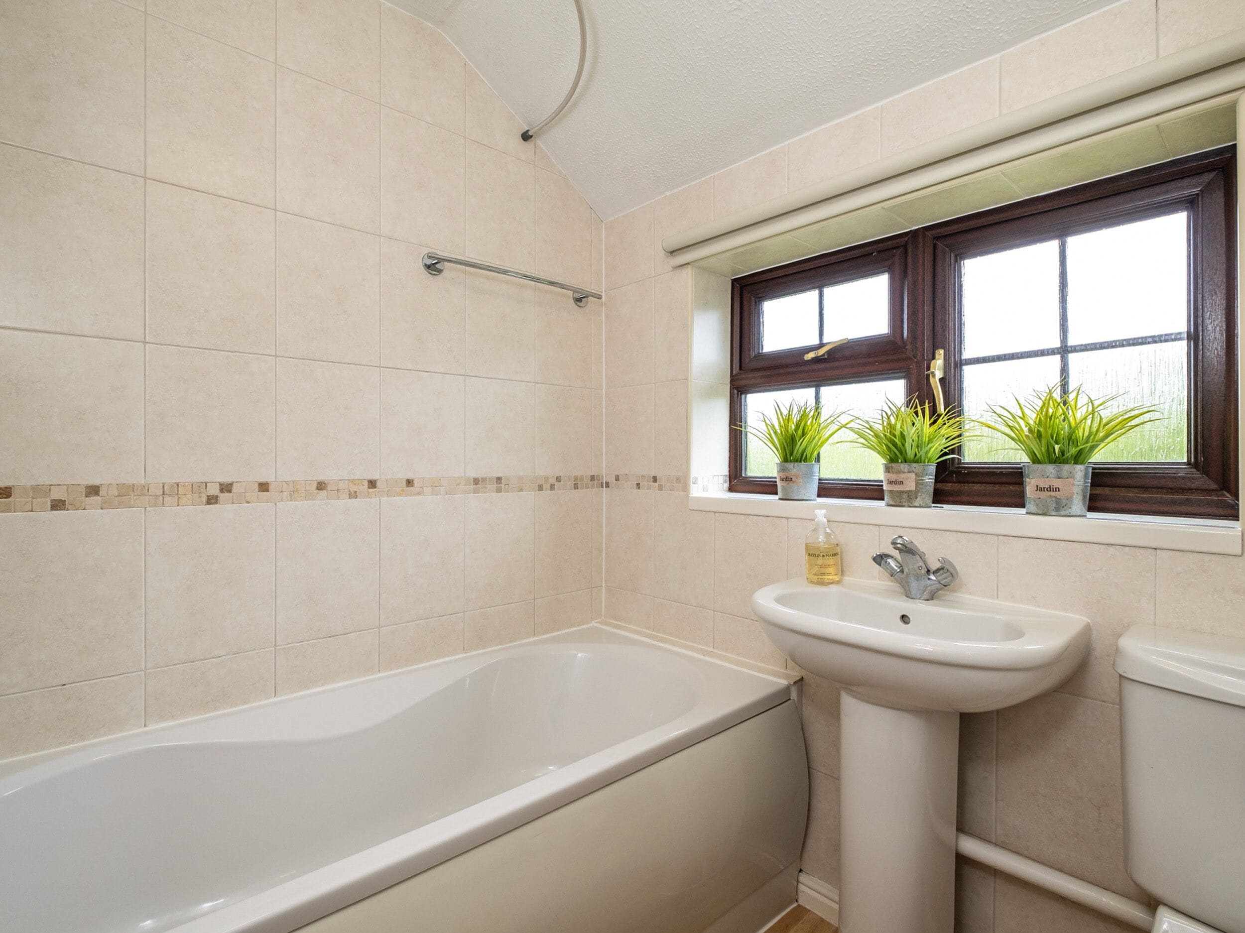 Cottage | Bathroom