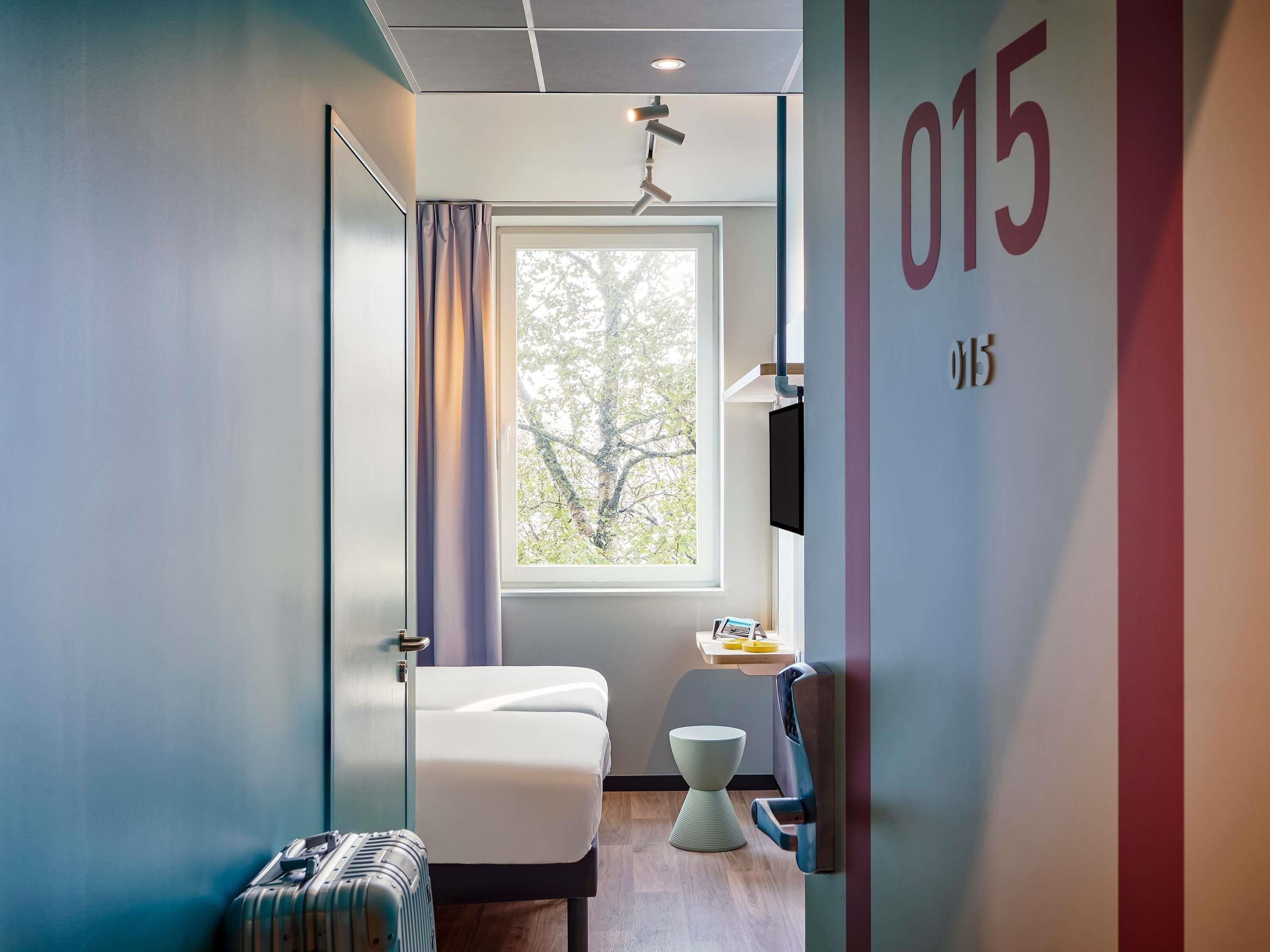 Standaard kamer, 2 eenpersoonsbedden | Verduisterende gordijnen, geluiddichte muren