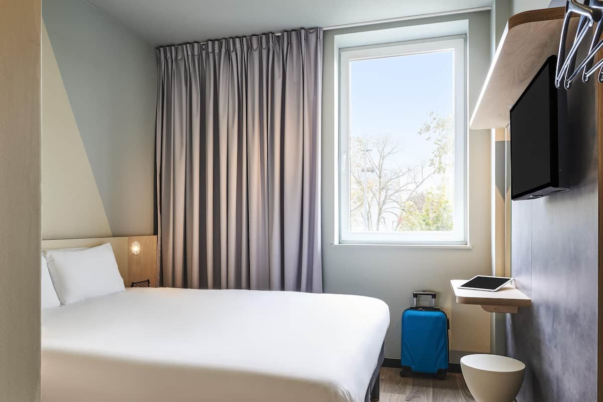 Cortinas blackout y sistema de insonorización