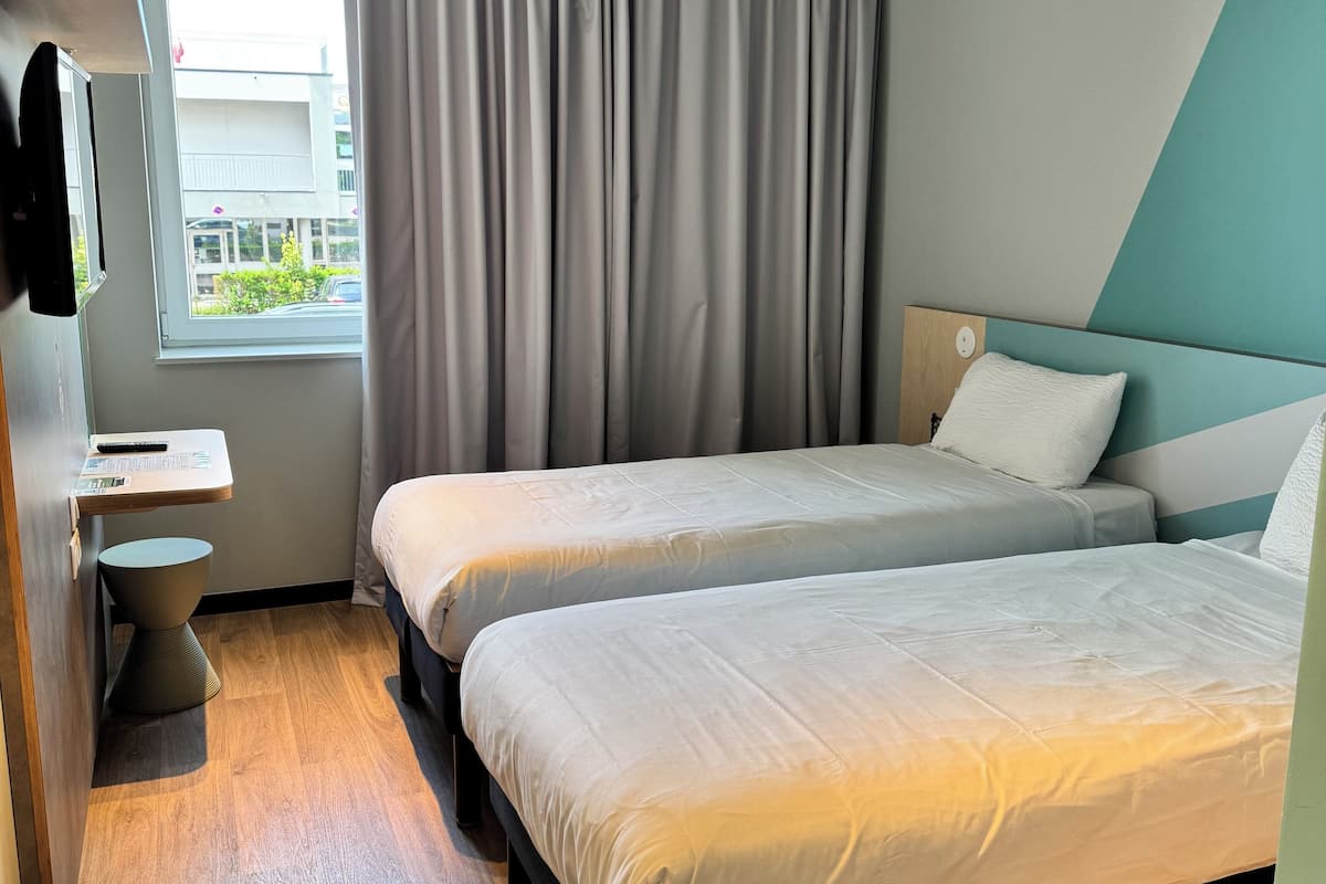 standard room, 2 single beds | blackout curtains, soundproofing, iron/ironing board