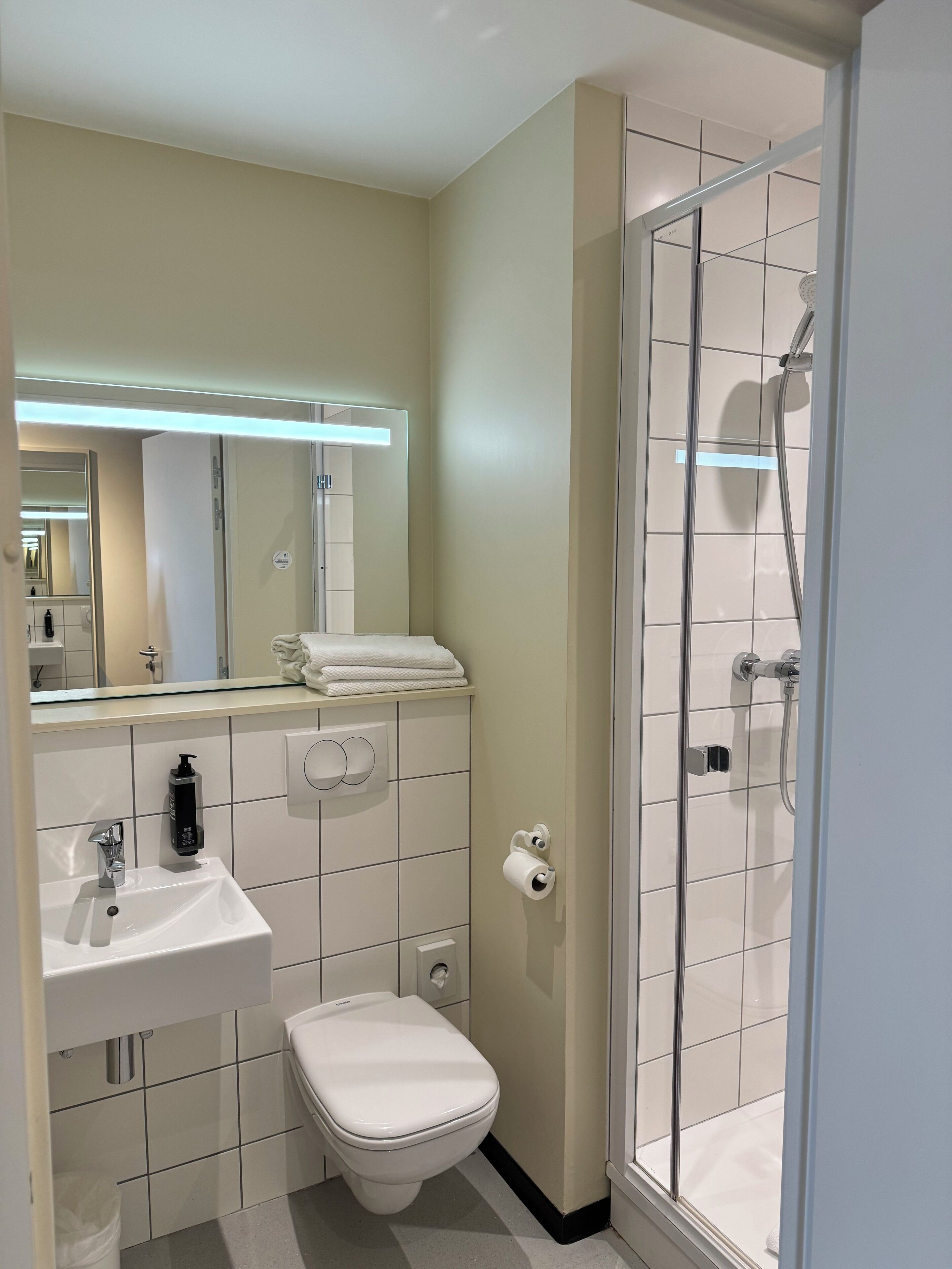 triple room, multiple beds | bathroom | shower, eco-friendly toiletries, hair dryer, towels