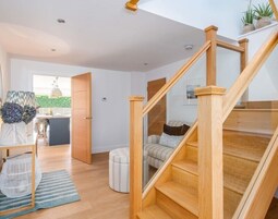 Cottage | 4 bedrooms, individually decorated, individually furnished, free WiFi