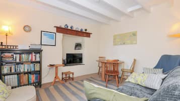 Cottage | Living area | DVD player