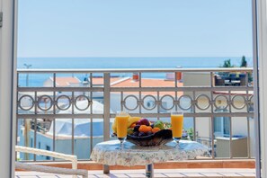View from property - ApartHotel Stijovic (Bar)