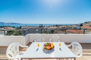 Panoramic Apartment, 3 Bedrooms, Sea View | Balcony