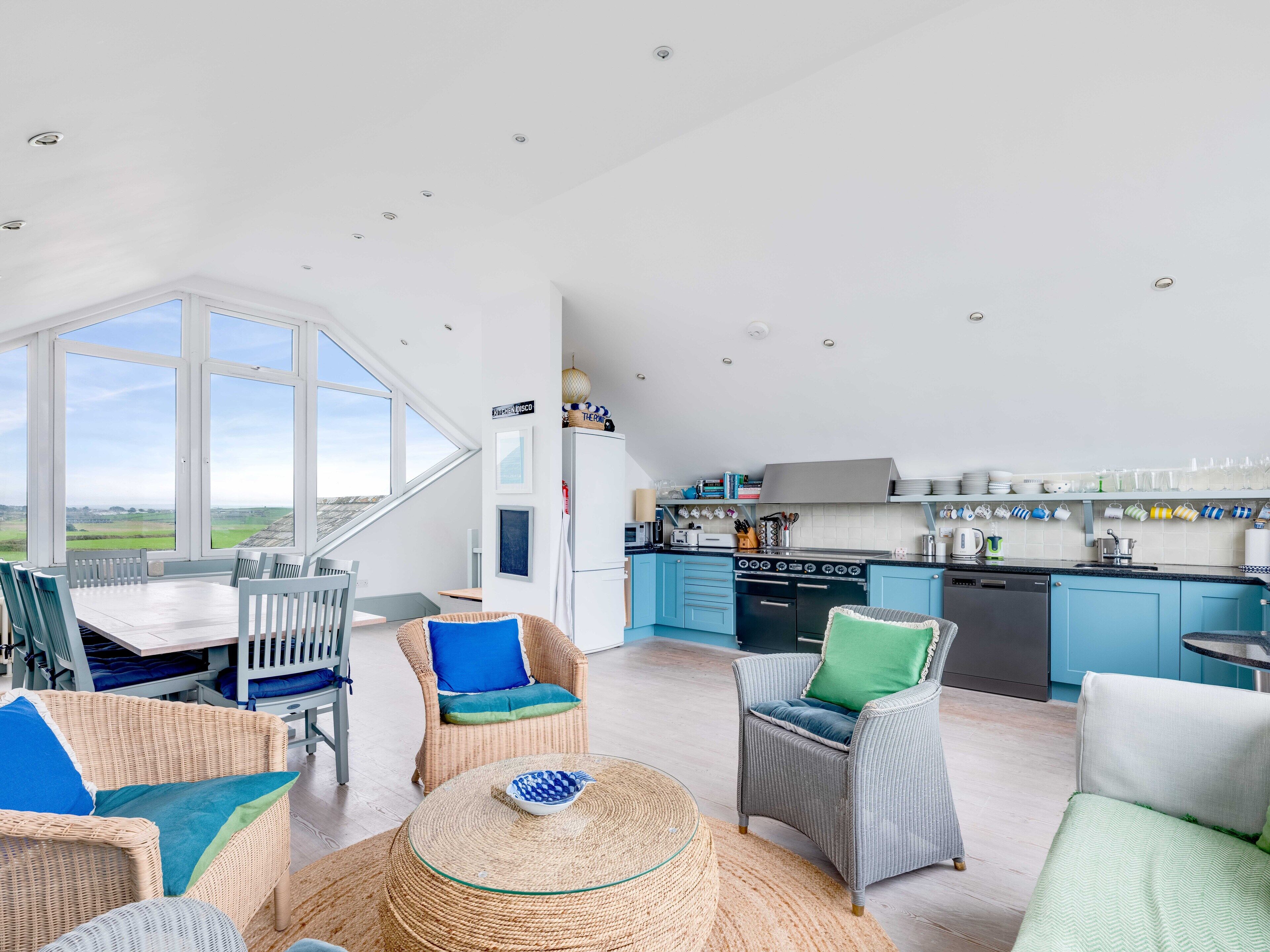 Cottage | Living area