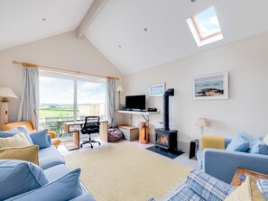 Cottage | Living area | DVD player