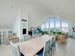 Cottage | Dining - The Point (Wadebridge)