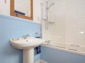 Cottage | Bathroom