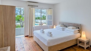 Villa, Beachside | 5 bedrooms, WiFi (free), bed sheets - We Call It Home- Bububu (Zanzibar Town)