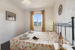 2 bedrooms, bed sheets - Il Vecchio Faro A30 150m From The Beach (Loiri Porto San Paolo)