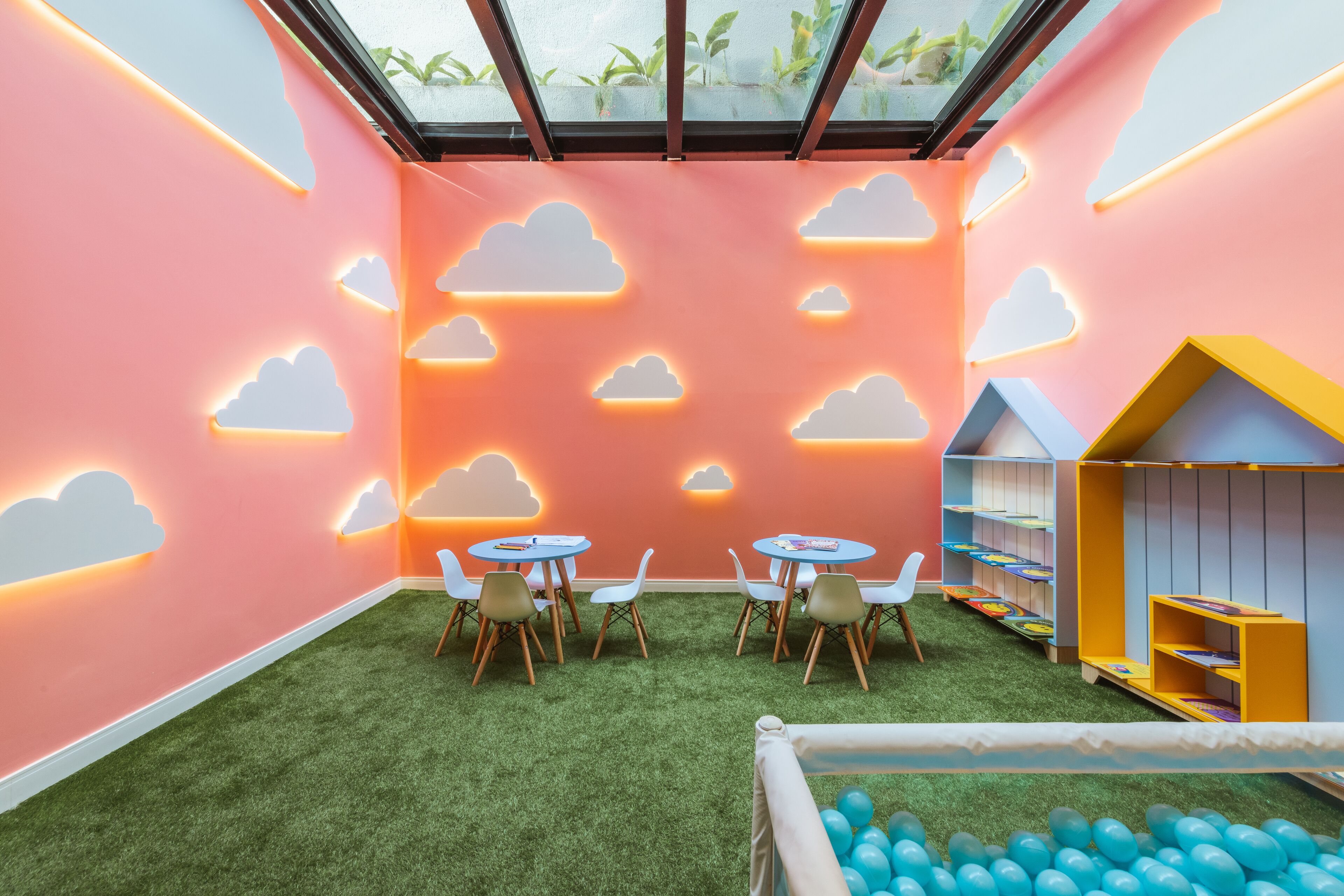 어린이 놀이 공간 - 실내