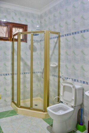 Panoramic Villa, 3 Bedrooms | Bathroom | Shower, towels