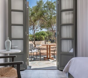 1 bedroom, in-room safe, desk, iron/ironing board - Kalimera Kriti Hotel & Village Resort (Crete, Sisi)