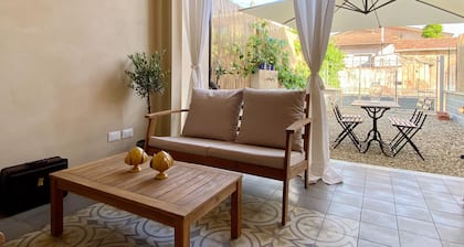 5 min bike ride from the beach - Newly renovated house