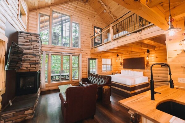 2 Schlafzimmer, Schreibtisch, Bügeleisen/Bügelbrett, WLAN